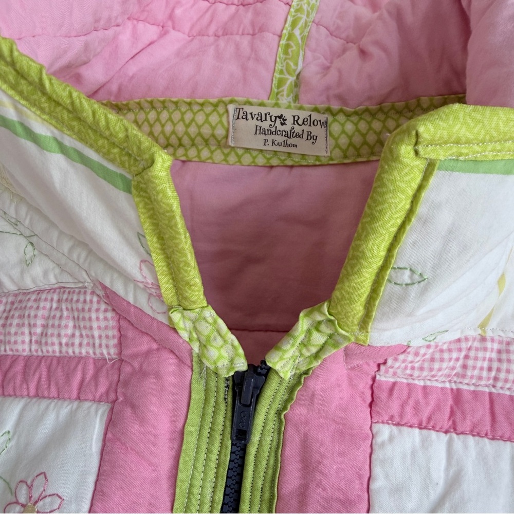 Handmade Upcycled Pink Floral Print Quilt Jacket Size M/L - Picture 6 of 16